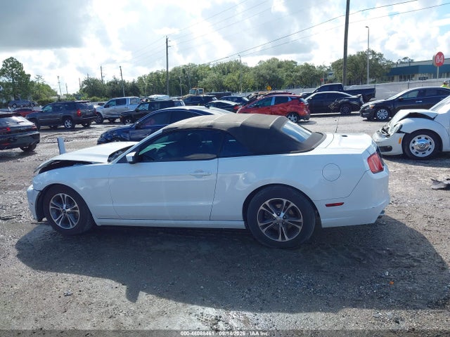 46088461 :رقم المزاد ، 1ZVBP8EM7E5263415 vin ، 2014 Ford Mustang V6 Premium مزاد بيع