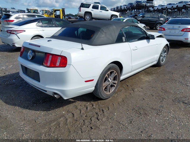46088461 :رقم المزاد ، 1ZVBP8EM7E5263415 vin ، 2014 Ford Mustang V6 Premium مزاد بيع