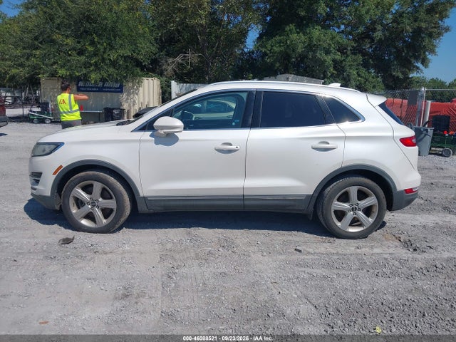 Продаж на аукціоні авто 2017 Lincoln Mkc Premiere, vin: 5LMCJ1D93HUL32472, номер лоту: 46088521