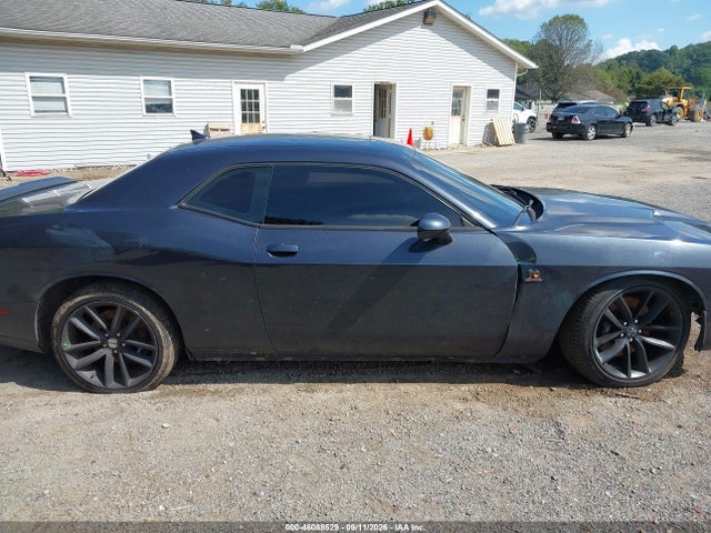 Продаж на аукціоні авто 2016 Dodge Challenger R/t Scat Pack, vin: 2C3CDZFJ2GH288085, номер лоту: 46088529