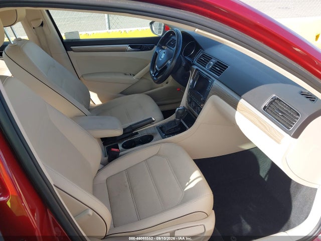 Aukcja sprzedaży 2017 Volkswagen Passat 1.8t Se, vin: 1VWBT7A38HC024068, numer aukcji: 46088552