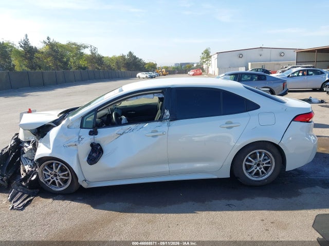 Продаж на аукціоні авто 2020 Toyota Corolla Hybrid Le, vin: JTDEBRBE8LJ017317, номер лоту: 46088571
