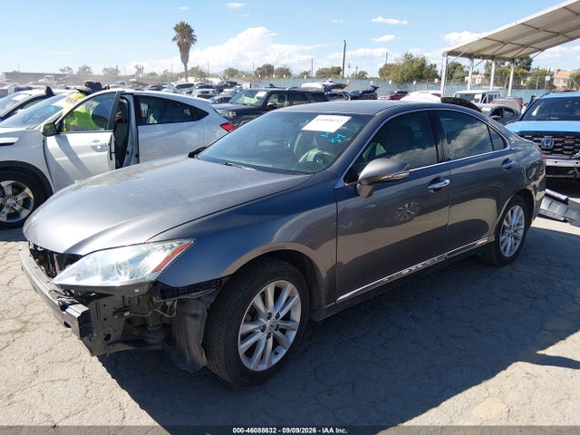 46088632 :رقم المزاد ، JTHBK1EG8C2476910 vin ، 2012 Lexus Es 350 مزاد بيع