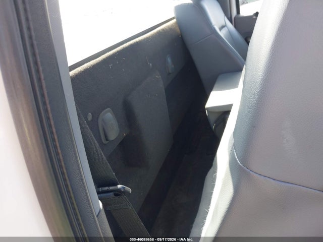46088658 :رقم المزاد ، 1FDBF2A68GED31147 vin ، 2016 Ford F-250 Xl مزاد بيع