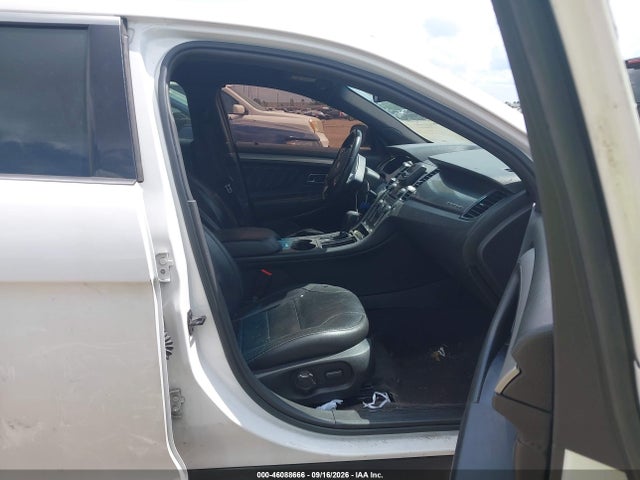 1FAHP2E87JG109854 Ford TAURUS SEL