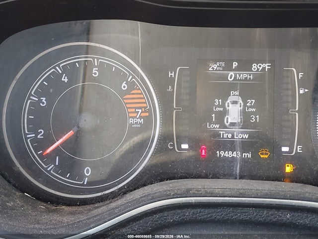 2019 Jeep Cherokee Latitude Fwd მანქანა იყიდება აუქციონზე, vin: 1C4PJLCB2KD340515, აუქციონის ნომერი: 46088685