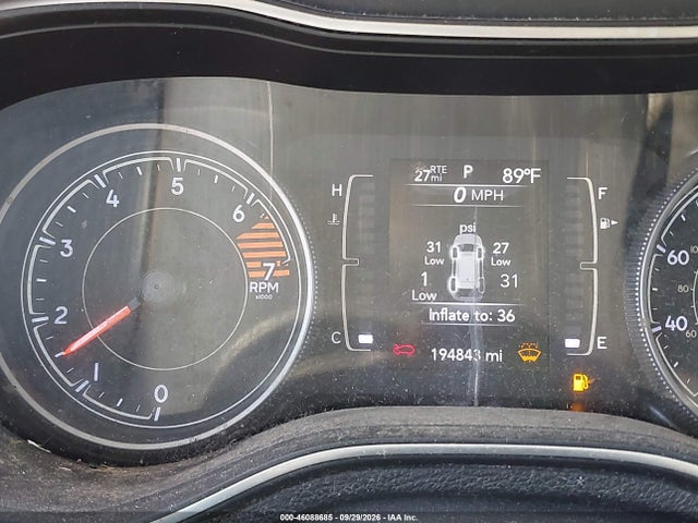 2019 Jeep Cherokee Latitude Fwd მანქანა იყიდება აუქციონზე, vin: 1C4PJLCB2KD340515, აუქციონის ნომერი: 46088685