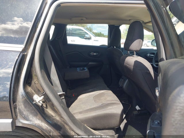 2019 Jeep Cherokee Latitude Fwd მანქანა იყიდება აუქციონზე, vin: 1C4PJLCB2KD340515, აუქციონის ნომერი: 46088685