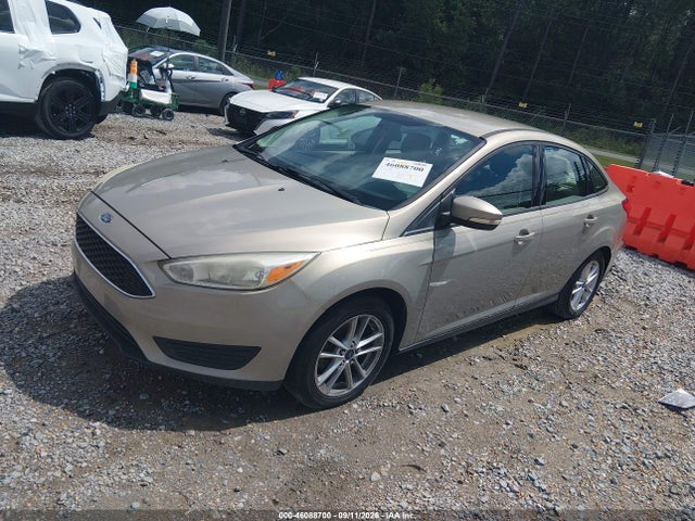 Ford FOCUS SE 2016 1FADP3F26GL352621 Image 2