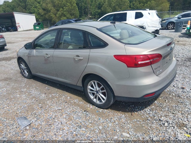 Ford FOCUS SE 2016 1FADP3F26GL352621 Image 3
