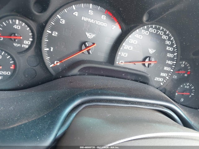 46088720 :رقم المزاد ، 1G1YY22G545115177 vin ، 2004 Chevrolet Corvette مزاد بيع