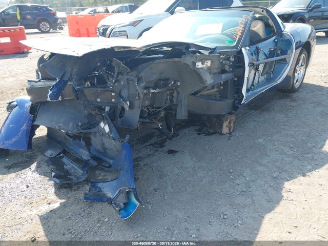 46088720 :رقم المزاد ، 1G1YY22G545115177 vin ، 2004 Chevrolet Corvette مزاد بيع