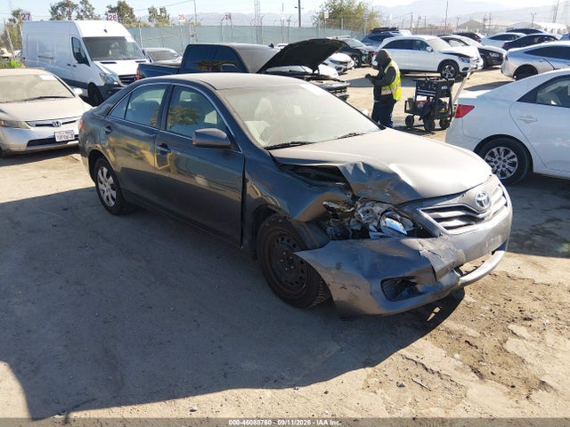 46088760 :رقم المزاد ، 4T1BF3EK4AU083957 vin ، 2010 Toyota Camry Le مزاد بيع