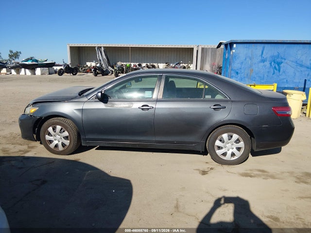 46088760 :رقم المزاد ، 4T1BF3EK4AU083957 vin ، 2010 Toyota Camry Le مزاد بيع