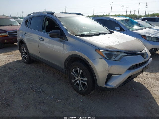 46088777 :رقم المزاد ، JTMZFREV5JJ189240 vin ، 2018 Toyota Rav4 Le مزاد بيع