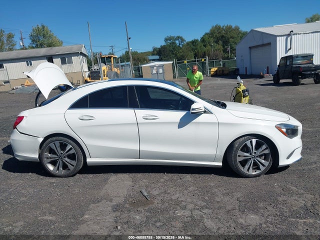 2019 Mercedes-benz Cla 250 4matic მანქანა იყიდება აუქციონზე, vin: WDDSJ4GB5KN726050, აუქციონის ნომერი: 46088788