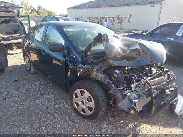 Продажа на аукционе авто 2016 Ford Focus S, vin: 1FADP3E26GL202011, номер лота: 46088795