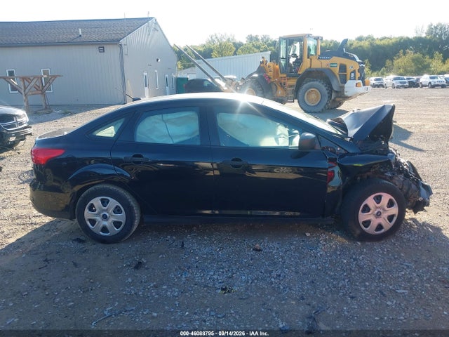 Продажа на аукционе авто 2016 Ford Focus S, vin: 1FADP3E26GL202011, номер лота: 46088795