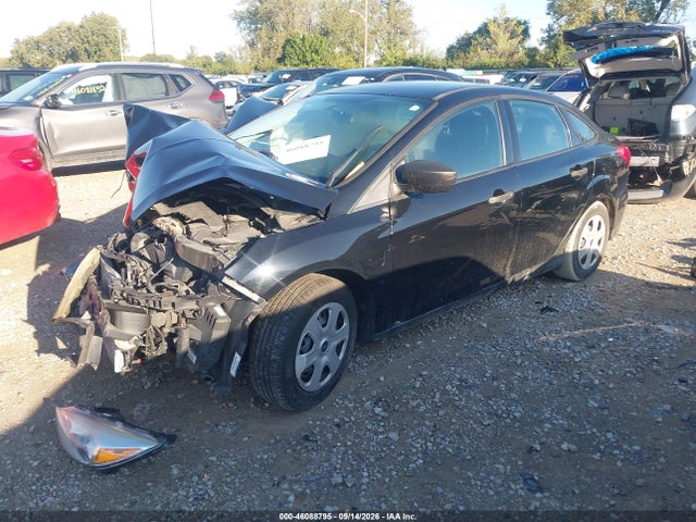 Продажа на аукционе авто 2016 Ford Focus S, vin: 1FADP3E26GL202011, номер лота: 46088795