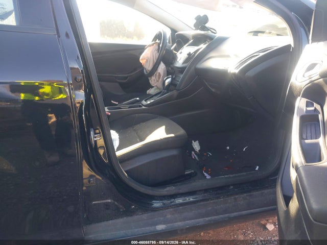 Продажа на аукционе авто 2016 Ford Focus S, vin: 1FADP3E26GL202011, номер лота: 46088795