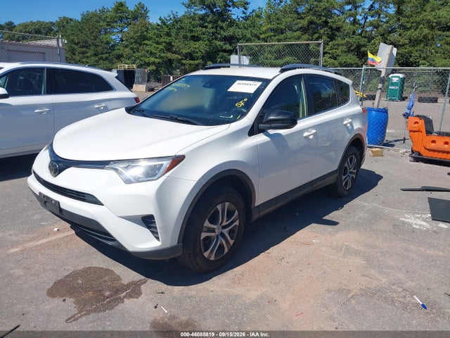 2018 Toyota Rav4 Le მანქანა იყიდება აუქციონზე, vin: JTMBFREVXJJ217860, აუქციონის ნომერი: 46088819