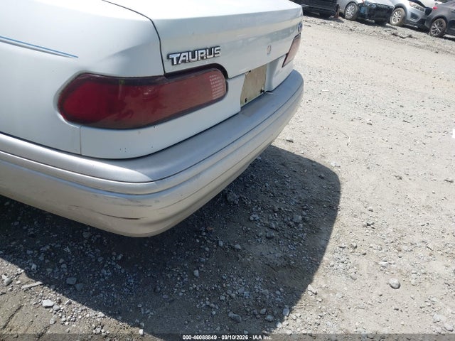 1992 Ford Taurus L მანქანა იყიდება აუქციონზე, vin: 1FACP50U1NA201342, აუქციონის ნომერი: 46088849