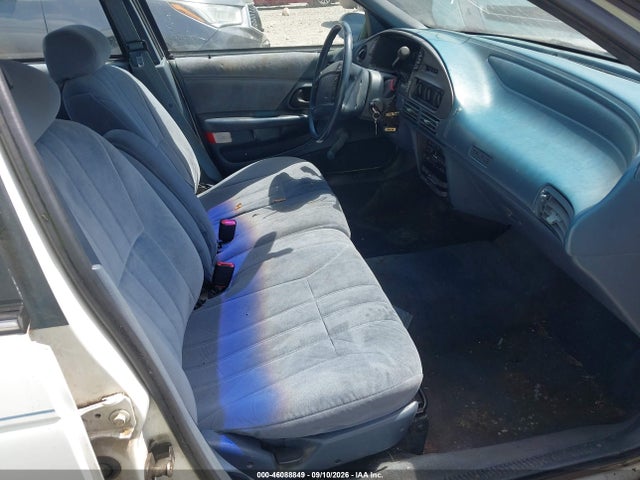1992 Ford Taurus L მანქანა იყიდება აუქციონზე, vin: 1FACP50U1NA201342, აუქციონის ნომერი: 46088849