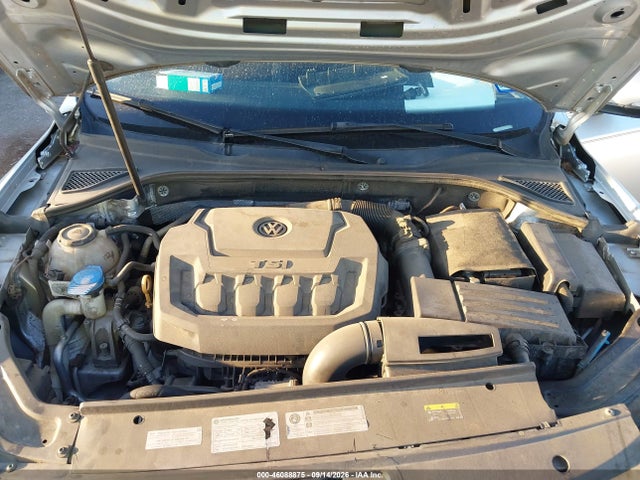 46088875 :رقم المزاد ، 1VWBA7A30JC011486 vin ، 2018 Volkswagen Passat 2.0t Se مزاد بيع
