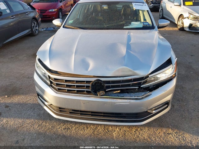 46088875 :رقم المزاد ، 1VWBA7A30JC011486 vin ، 2018 Volkswagen Passat 2.0t Se مزاد بيع