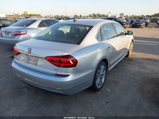 46088875 :رقم المزاد ، 1VWBA7A30JC011486 vin ، 2018 Volkswagen Passat 2.0t Se مزاد بيع