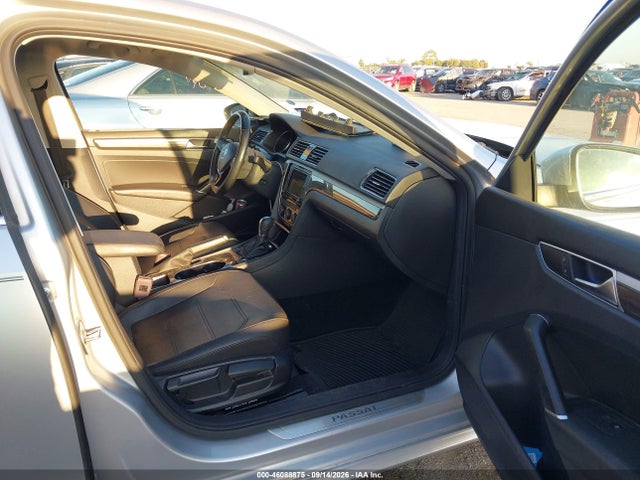 46088875 :رقم المزاد ، 1VWBA7A30JC011486 vin ، 2018 Volkswagen Passat 2.0t Se مزاد بيع