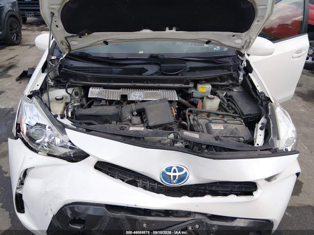 Продажа на аукционе авто 2017 Toyota Prius V Four, vin: JTDZN3EU3HJ063685, номер лота: 46088878