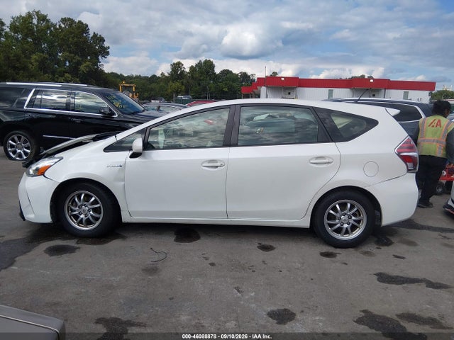 Продажа на аукционе авто 2017 Toyota Prius V Four, vin: JTDZN3EU3HJ063685, номер лота: 46088878