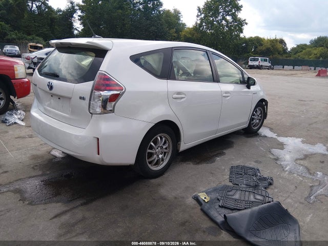 Продажа на аукционе авто 2017 Toyota Prius V Four, vin: JTDZN3EU3HJ063685, номер лота: 46088878