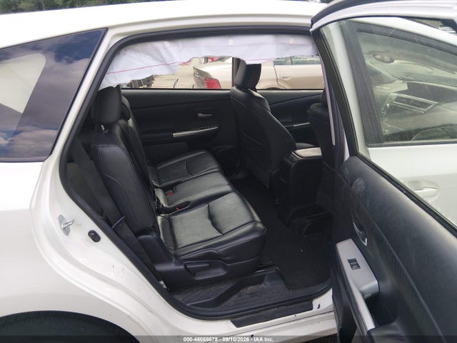 Продажа на аукционе авто 2017 Toyota Prius V Four, vin: JTDZN3EU3HJ063685, номер лота: 46088878