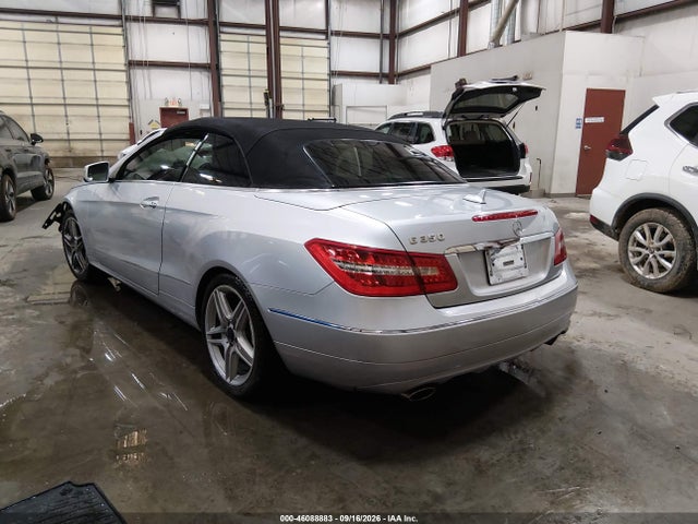 46088883 :رقم المزاد ، WDDKK5GF5BF089824 vin ، 2011 Mercedes-benz E 350 مزاد بيع