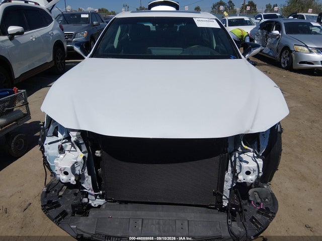 Lexus ES 300H 2025 58ADA1C13SU073792 Image 13