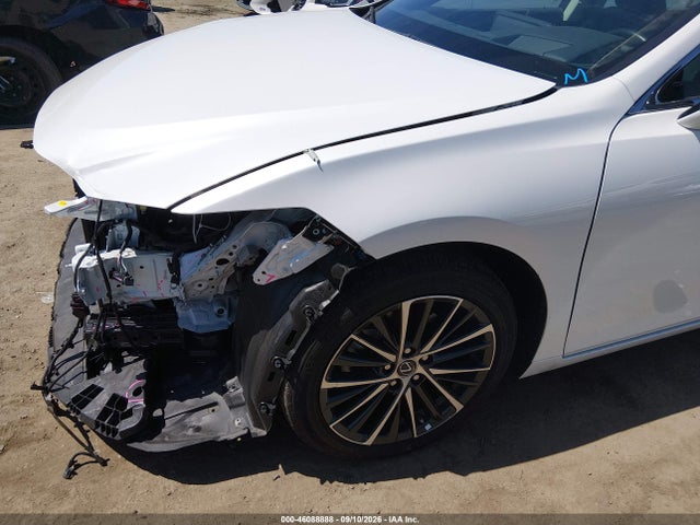 Lexus ES 300H 2025 58ADA1C13SU073792 Image 19
