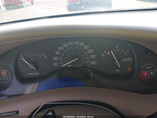 Продажа на аукционе авто 2002 Buick Century Custom, vin: 2G4WS52J121187341, номер лота: 46088890