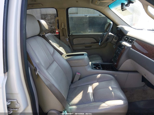 46088957 :رقم المزاد ، 1GNFK130X7J131955 vin ، 2007 Chevrolet Tahoe Lt مزاد بيع
