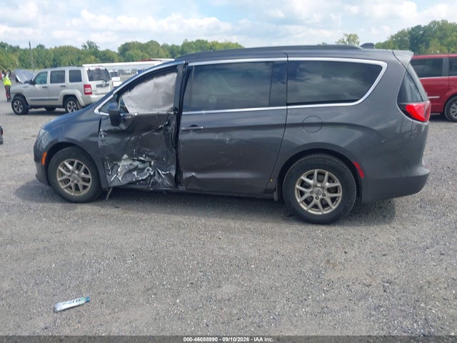 2021 Chrysler Voyager Lxi მანქანა იყიდება აუქციონზე, vin: 2C4RC1DGXMR533643, აუქციონის ნომერი: 46088990