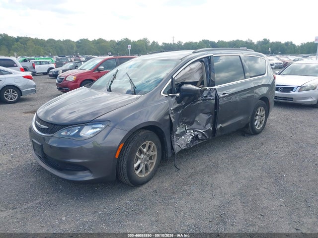 2021 Chrysler Voyager Lxi მანქანა იყიდება აუქციონზე, vin: 2C4RC1DGXMR533643, აუქციონის ნომერი: 46088990