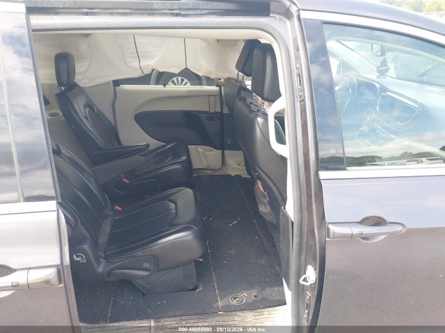 2021 Chrysler Voyager Lxi მანქანა იყიდება აუქციონზე, vin: 2C4RC1DGXMR533643, აუქციონის ნომერი: 46088990