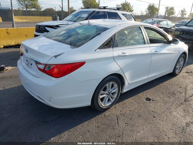 46088996 :رقم المزاد ، 5NPEB4AC6DH804490 vin ، 2013 Hyundai Sonata Gls مزاد بيع