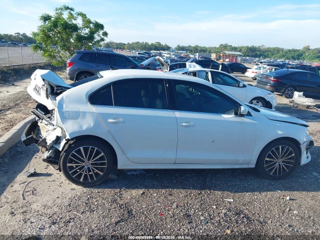 Продажа на аукционе авто 2015 Volkswagen Jetta 2.0l S, vin: 3VW2K7AJXFM240663, номер лота: 46088999