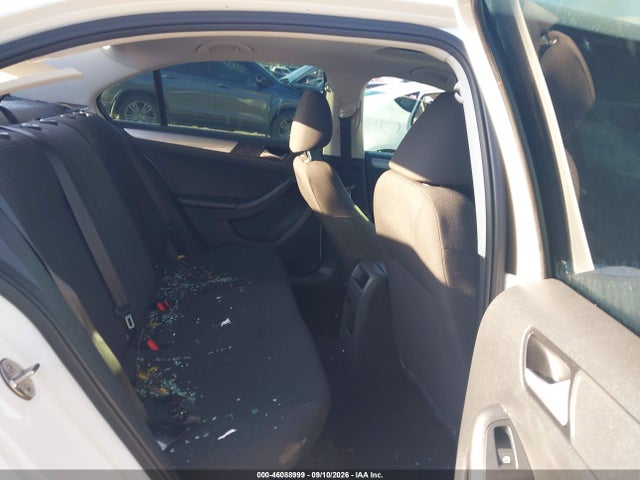 Продажа на аукционе авто 2015 Volkswagen Jetta 2.0l S, vin: 3VW2K7AJXFM240663, номер лота: 46088999
