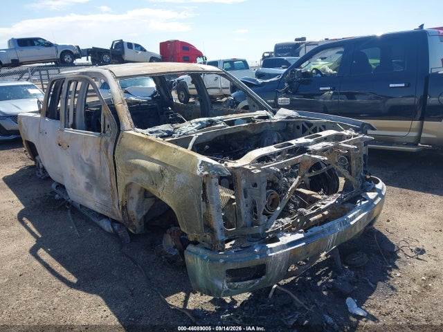 46089005 :رقم المزاد ، 3GCUKREC7FG338292 vin ، 2015 Chevrolet Silverado 1500 مزاد بيع
