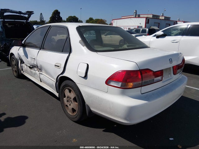 46089090 :رقم المزاد ، 1HGCG16572A073625 vin ، 2002 Honda Accord 3.0 Ex مزاد بيع