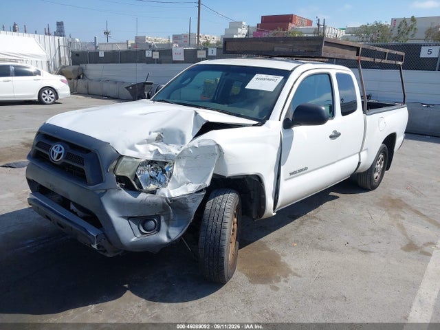 Toyota Tacoma 2015 5TFTX4CN3FX059762 Image 2