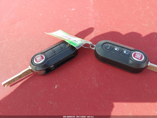 46089129 :رقم المزاد ، 3C3CFFER7CT189005 vin ، 2012 Fiat 500c Lounge مزاد بيع